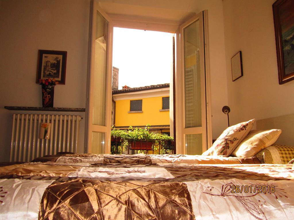 Ferienwohnung Casa Amata Lecco Zimmer foto